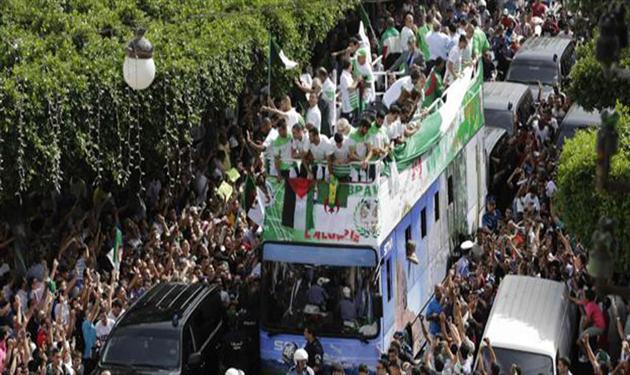 استقبال المنتخب الجزائري
